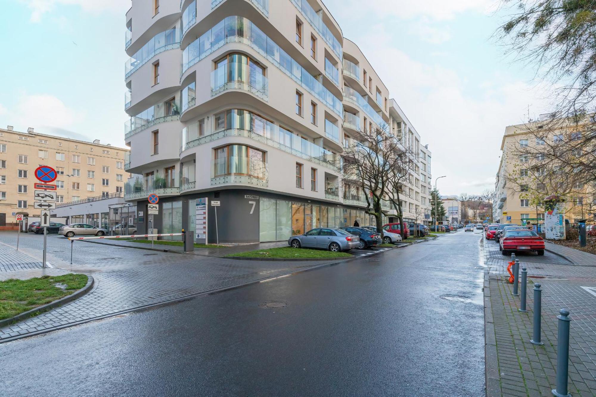 Batorego 7 Apartament With Terrace & Parking Downtown Gdynia By Renters Eksteriør billede